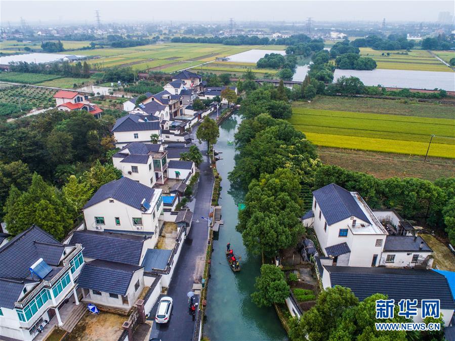 （新華全媒頭條·圖文互動）（4）歷史性飛躍的偉大實踐——中國共產黨引領中國特色社會主義開辟發(fā)展新境界述評