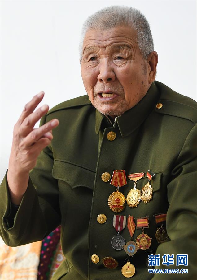 （紀(jì)念抗美援朝70周年·圖文互動）為將軍守陵，此生不改——記守護楊靖宇烈士陵園的老兵徐振明