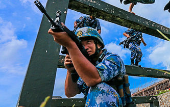 海軍陸戰(zhàn)隊(duì)特種障礙訓(xùn)練，敢來(lái)嗎？